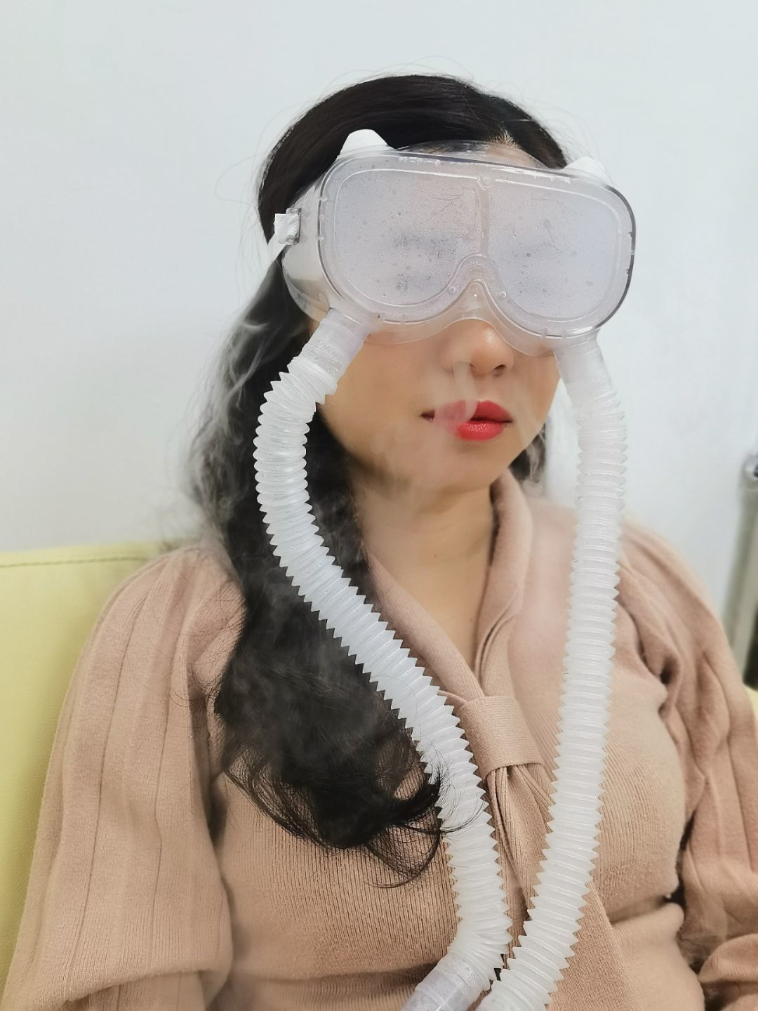 眼睛干澀、疲倦、刺痛……注意了！“干眼癥”可能找上你了！